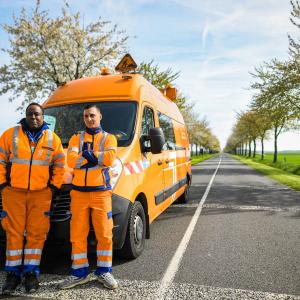 https://seine-et-marne.fr/sites/default/files/styles/300x300/public/media/images/route-travaux-chantiers-mobilite-agent-departement-credit_marie_digard.jpg?itok=rEmISnRf