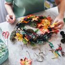 Atelier de création de couronnes de fleurs d'automne