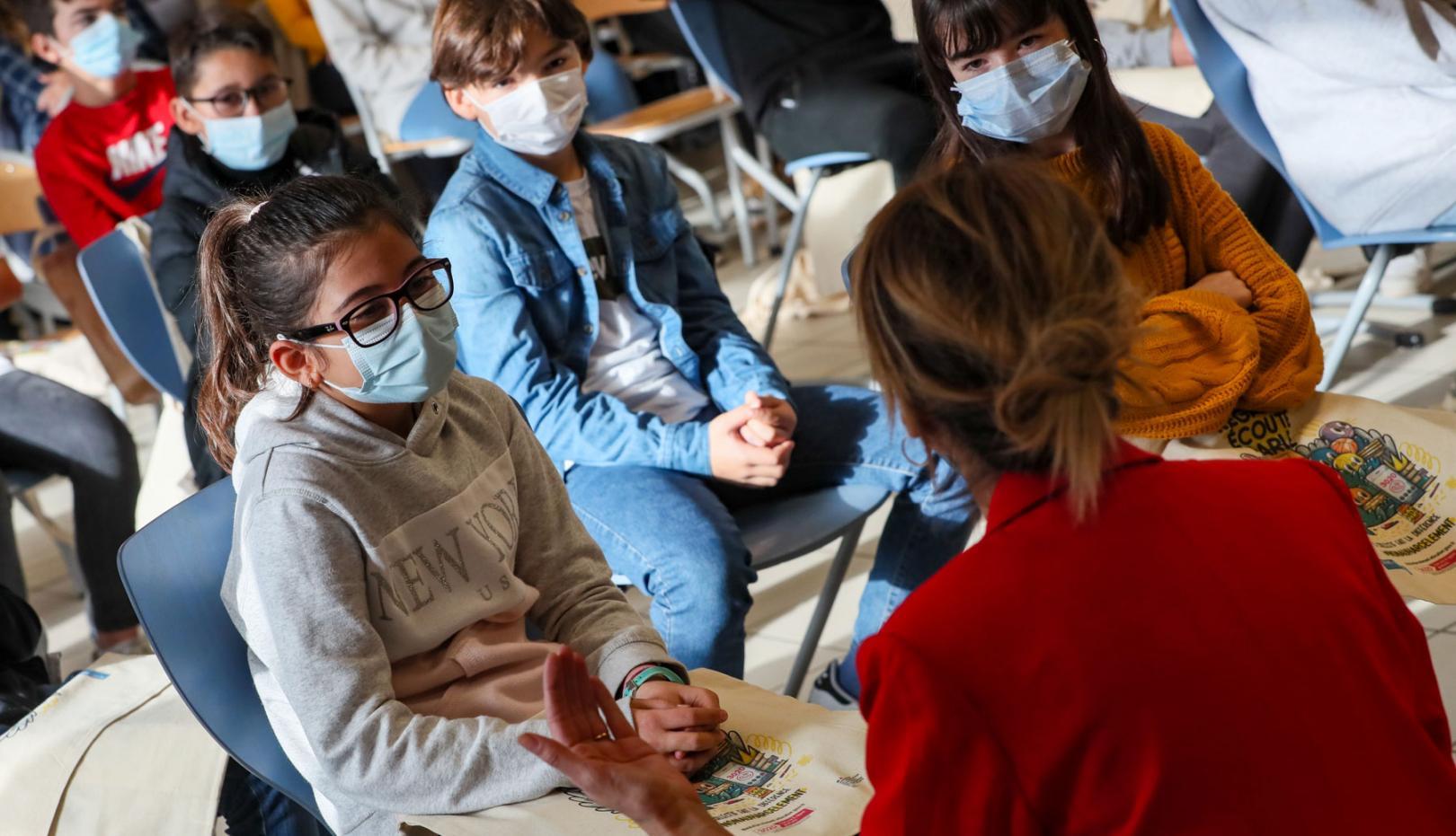 Premier Atelier De Sensibilisation Au Harcèlement Scolaire Pour Des ...