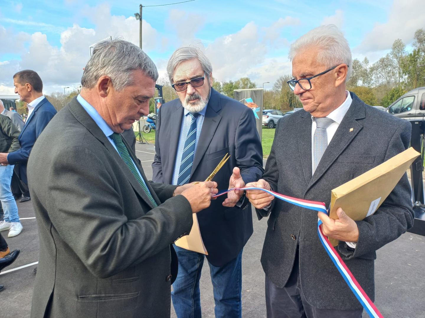 Inauguration de 6 terrains de basket 3x3 à SaintThibaultdesVignes