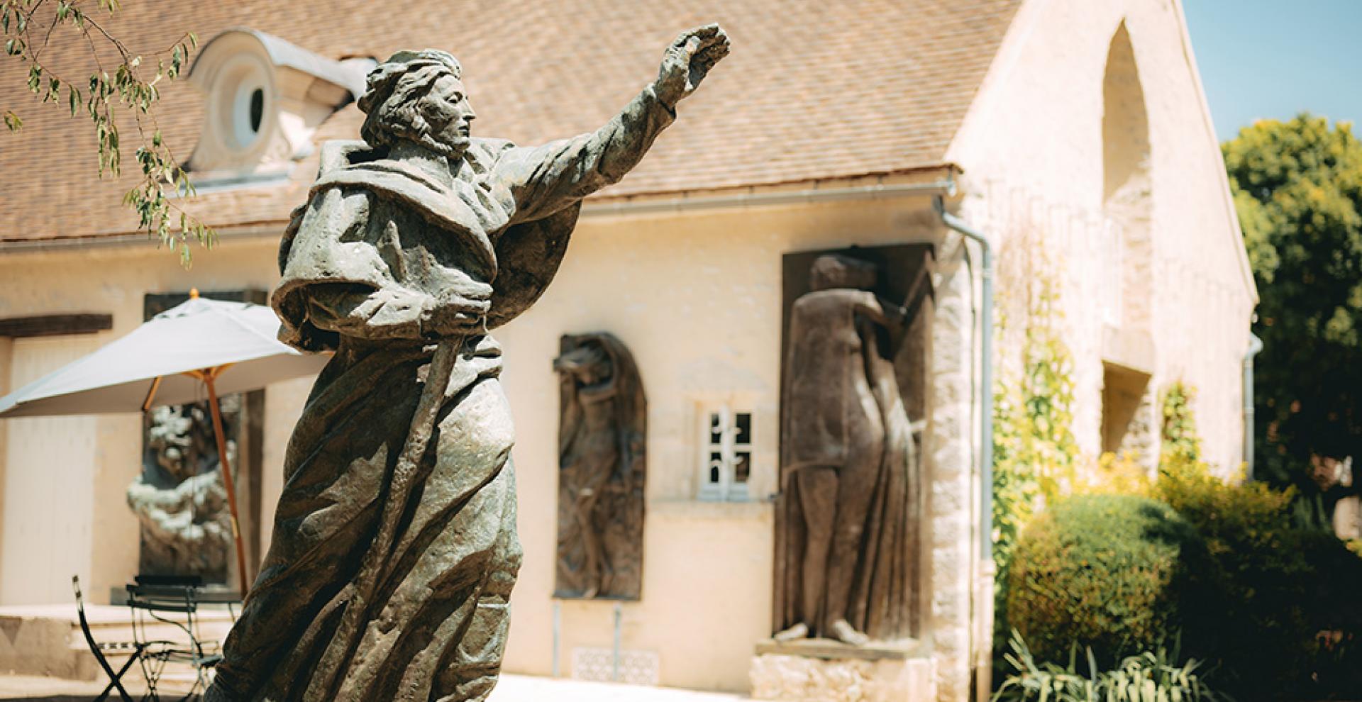 Statue au musée-jardin Bourdelle à Égreville