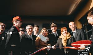 Parigi à l'inauguration d'une caserne de pompier à Donnemarie-Dontilly