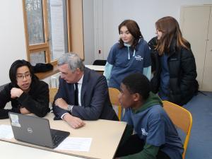 Atelier avec les collégiens