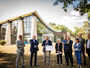 Inauguration de la piscine de La Faisanderie et du club du tir à l'arc de Fontainebleau