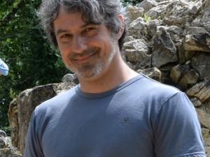Sébastien Ronsseray, archéologue, travaille au Département de Seine-et-Marne