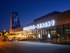 Théâtre-Sénart vue de nuit