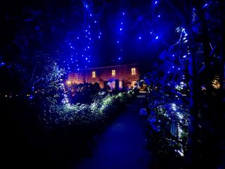Le musée Stéphane Mallarmé de nuit