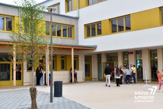 Le Collège Madeleine Brès à Saint-Fargeau-Ponthierry