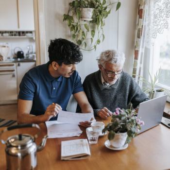 Aide administrative aux personnes âgées