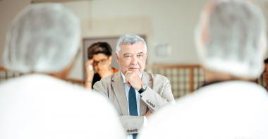 Jean-François Parigi échange avec les agents départementaux