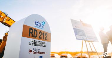 Panneau des travaux de la liaison routière de l'Est francilien