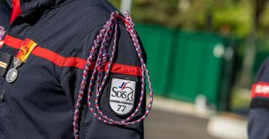 Uniforme d'un sapeur-pompier du SDIS77